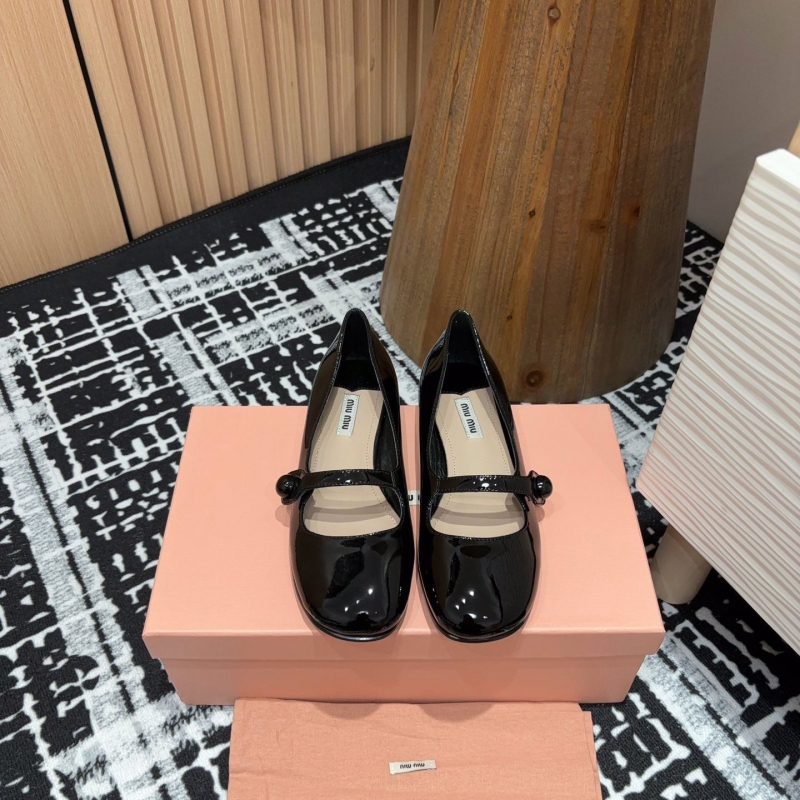 Miu Miu flat shoes
